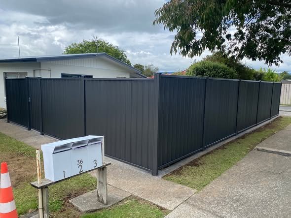 Heavy steel farm gate